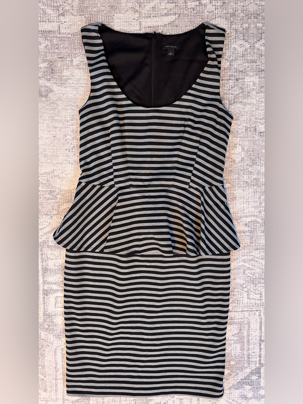 Ann Taylor Black Gray Striped Peplum Sheath Dress Size 2